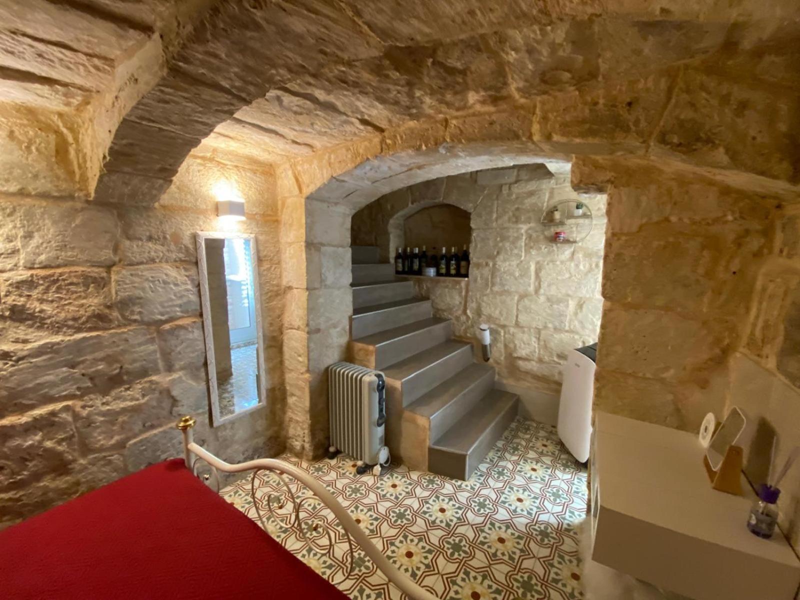 Malta'S Naughtiest Cabaret Apartman Floriana Kültér fotó
